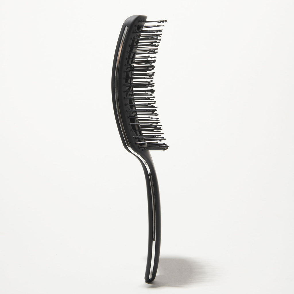 Vented brush, vent hair brush benefits, Hair brush, hair brush to blow dry, hair brush to smooth hair, hair brush with holes, hair brush without cushion, vent brush curved, vent brush dryer, vent brush for hair, are vent brushes good, vent brush hair, vent brush how to use, vented wet brush, 