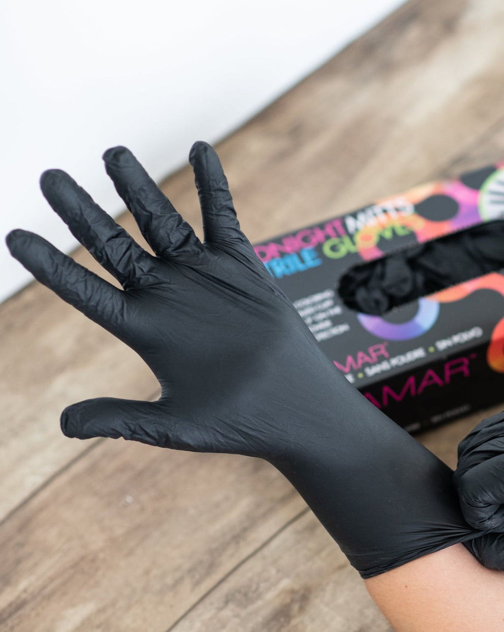 Midnight Mitts Nitrile Gloves - 100 Count
